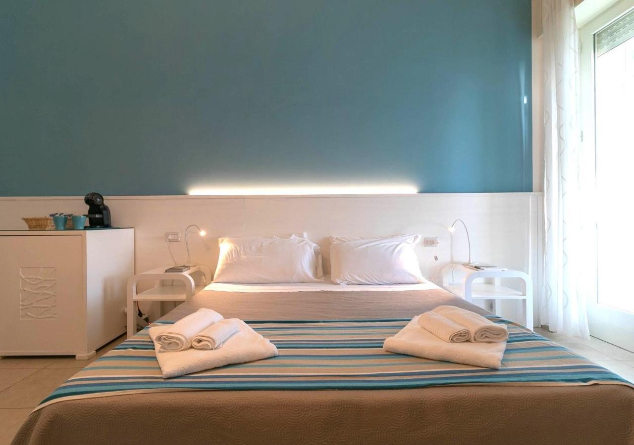Fronte Mare Rooms By Salentolimit Porto Cesareo Exterior photo