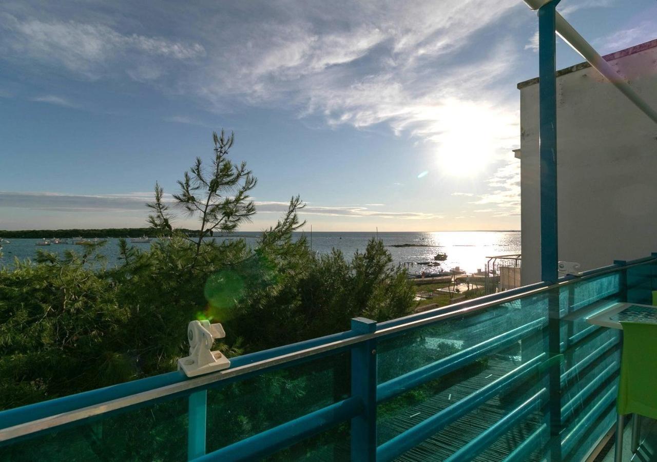 Fronte Mare Rooms By Salentolimit Porto Cesareo Exterior photo