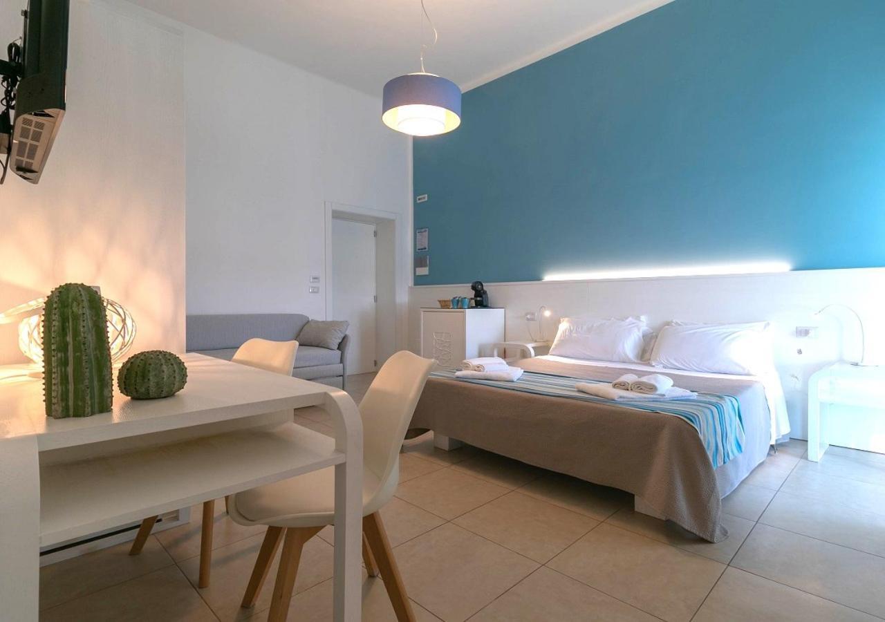 Fronte Mare Rooms By Salentolimit Porto Cesareo Exterior photo