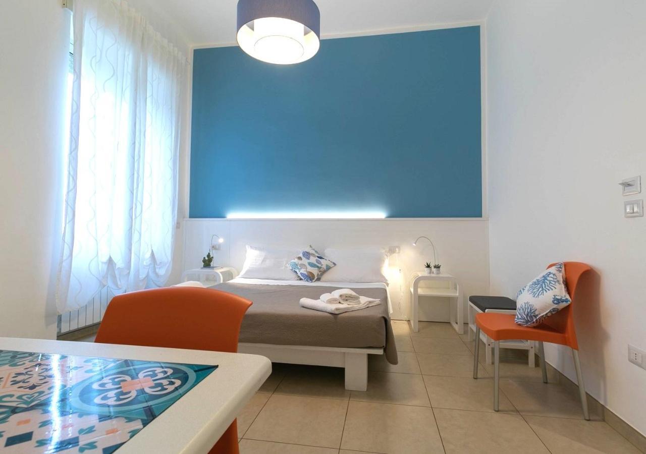 Fronte Mare Rooms By Salentolimit Porto Cesareo Exterior photo