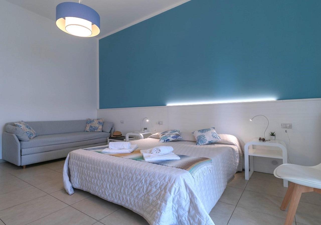 Fronte Mare Rooms By Salentolimit Porto Cesareo Exterior photo