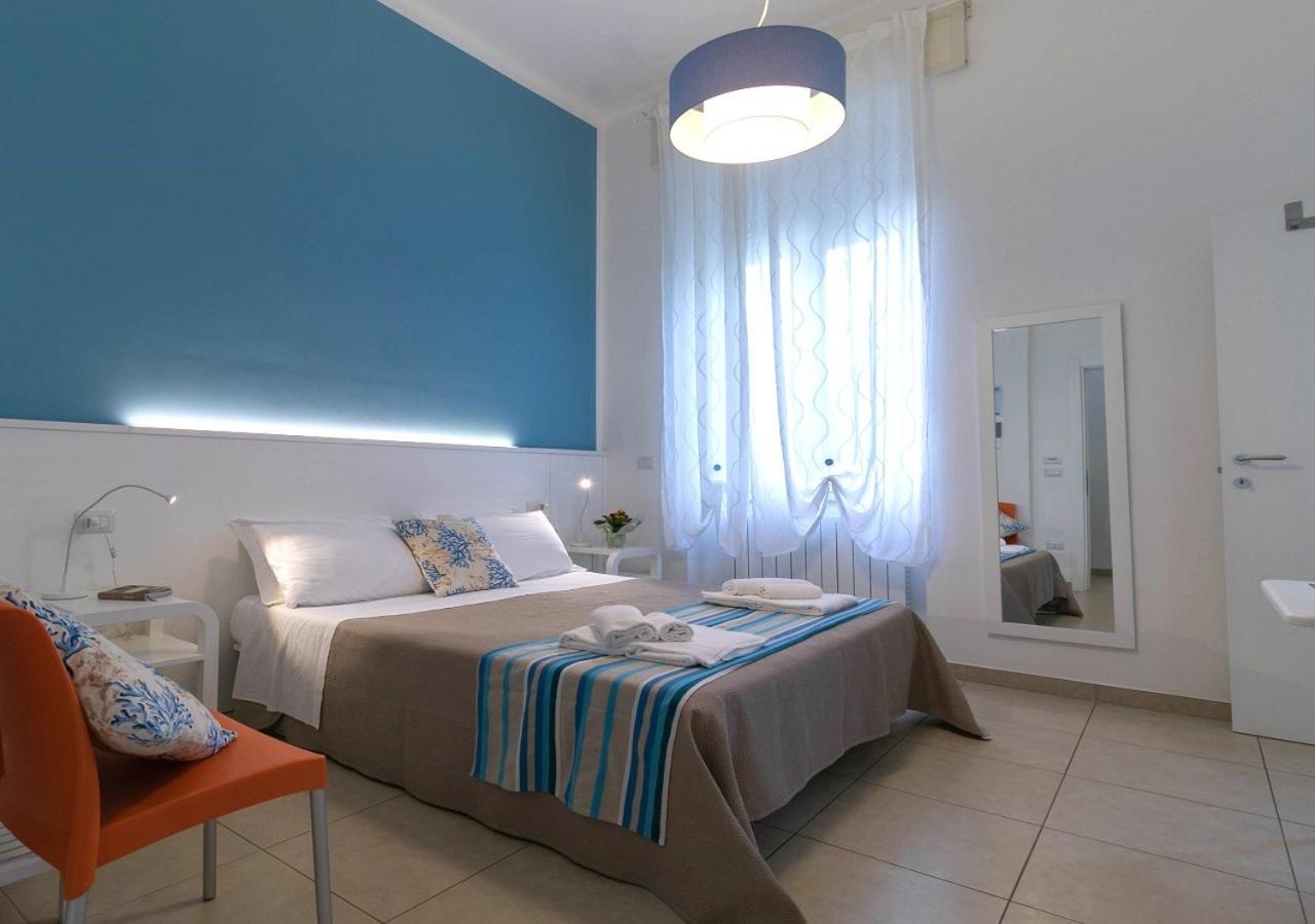 Fronte Mare Rooms By Salentolimit Porto Cesareo Exterior photo